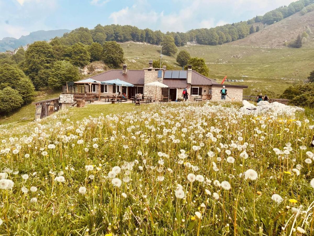 Rifugio Baita Fos-Ce Brentonico Ngoại thất bức ảnh